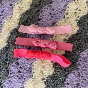 3/$12 🎀✨Baby Girl Bows 0-3 months✨🎀
